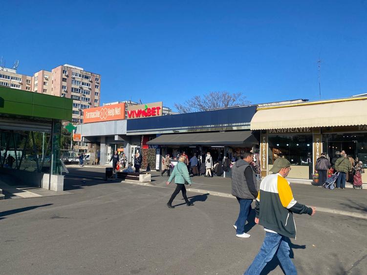 Spatiu comercial de inchiriat in Piata Moghioros, sector 6 - 6