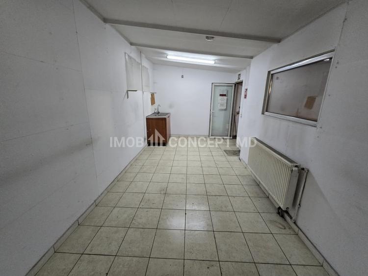Inchiriere  Hala industriala 2500 mp, birouri 400 mp, teren 6477mp zona Xenia - 15