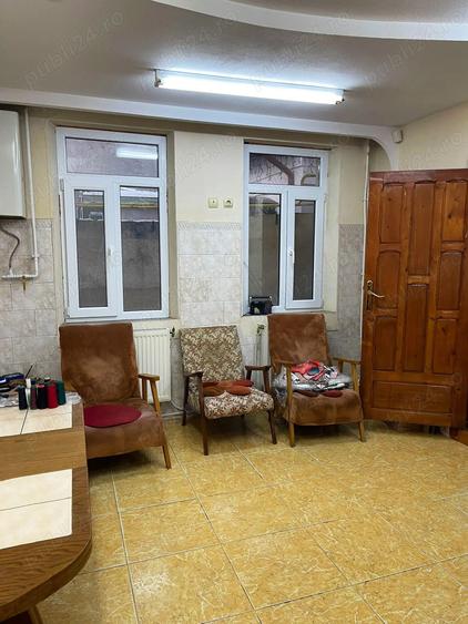 Spa?iu ultracentral rar casa cu intrare din strada | ideal firma birou | langa BCR - 3