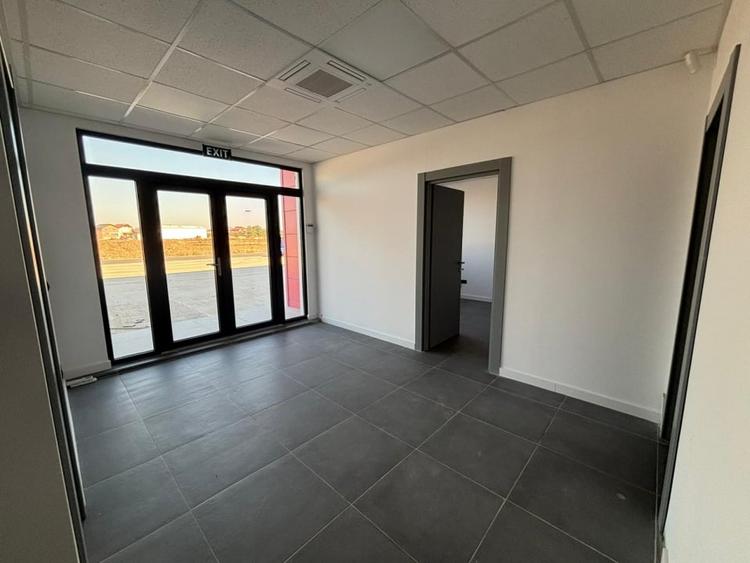 HAla 590 mp TBM Chitila  , rampa incarcare TIR - 5