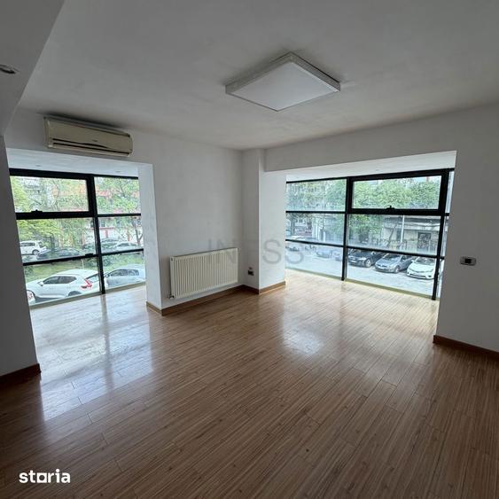 Spațiu comercial, de 120 mp, în Centrul Civic