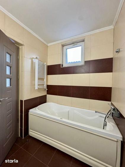 Apartament cu 3 camere aproape de plaja- ideal pentru locuit sau inves - 8
