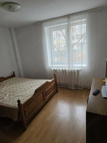 Inchiriez apartament - 1