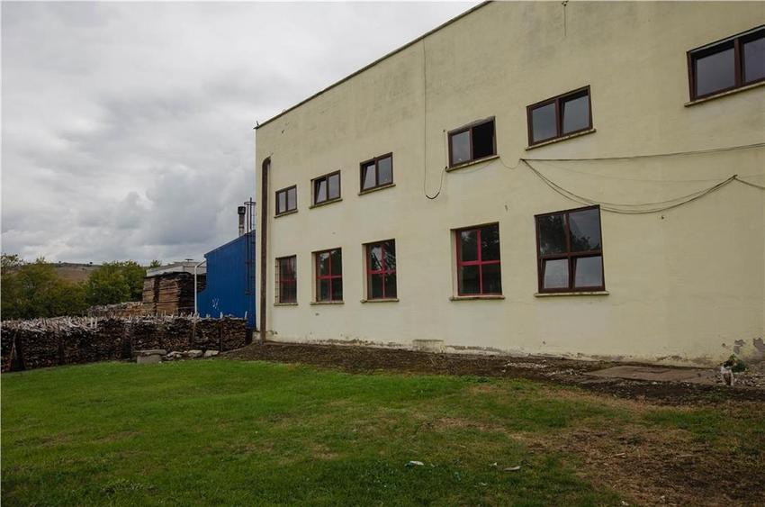 Complex industrial ?n Miercurea Sibiului,hale si 3,1 ha teren intravilan - 36