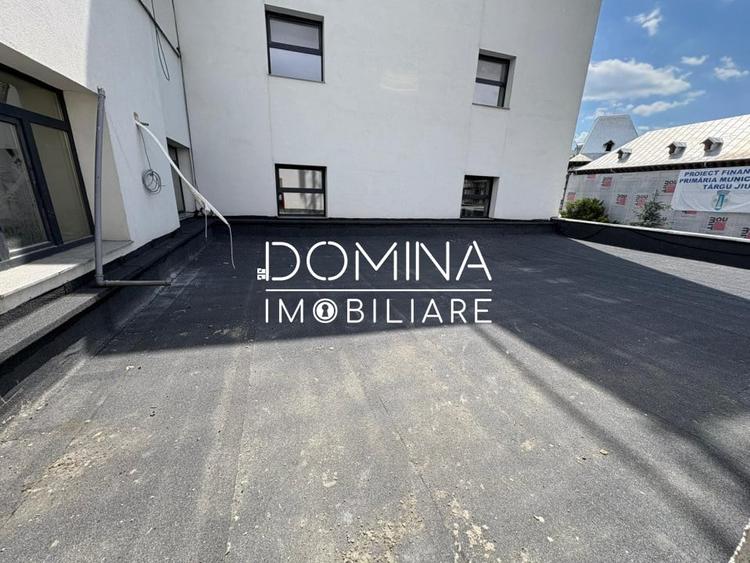 Inchiriere spatiu birou *236 mp - ultracentral * - trafic intens - 5