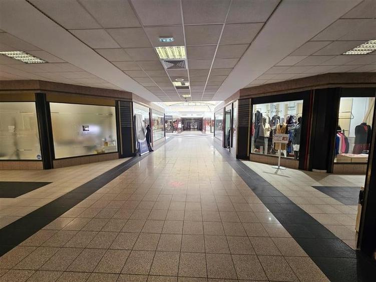 Inchiriere Spatii Comerciale de la 37 mp - 8