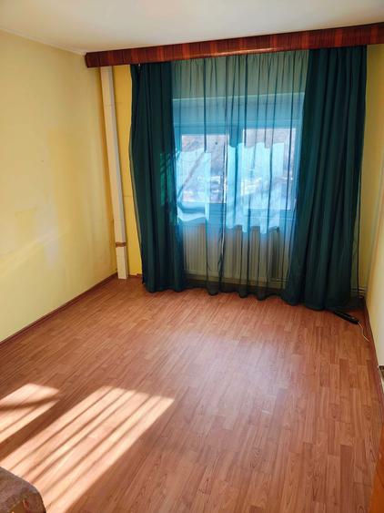 APARTAMENT 3 CAMERE sector 5, str Lt Ilie Campeanu nr 4 - 5