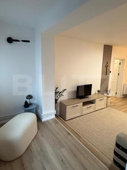 Apartament 2 camere, renovat, pentru locuit sau investitie - 4