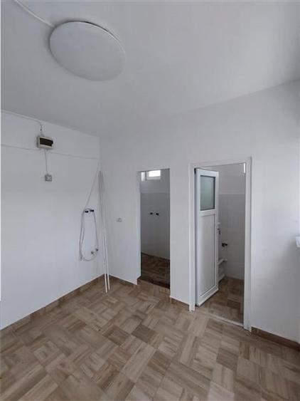 Teren intravilan Aradul Nou, pentru proiect rezidential sau hala!
De vanzare sa - 9