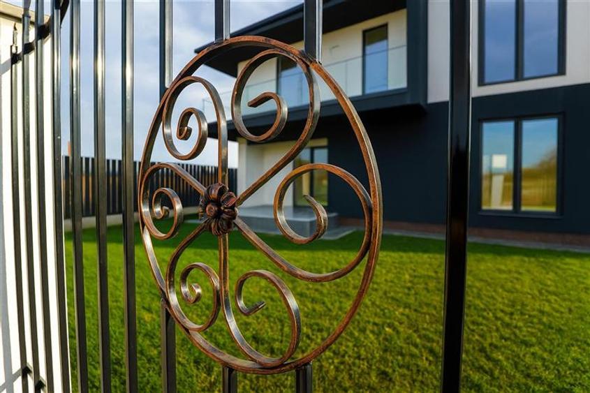 Vila calitativa, luminoasa linie, incalzire pardoseala, utilitati, Sanpetru, Bra - 1