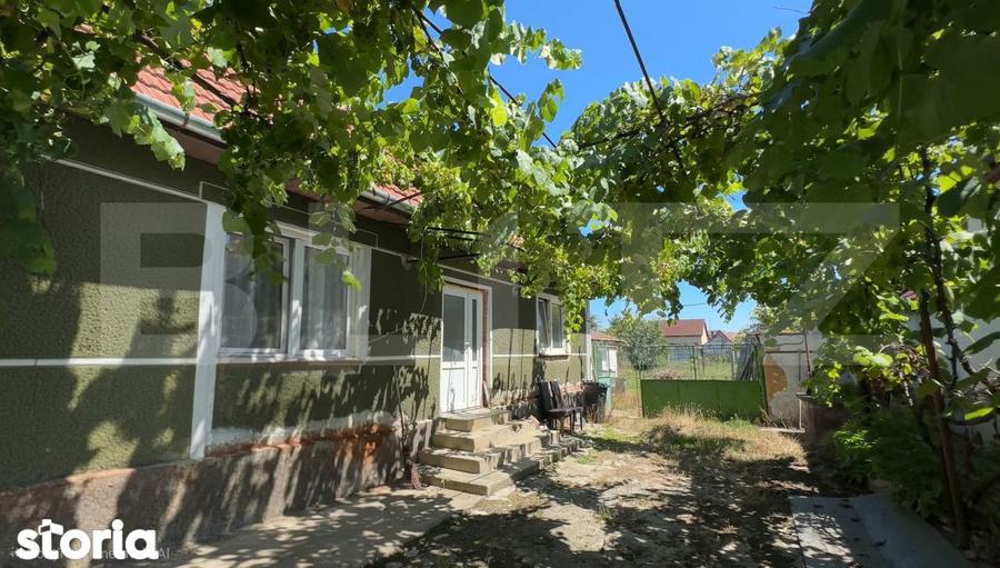 BLITZ va propune spre vanzare o casa situata pe Drumul Petrestiului -9 - 2
