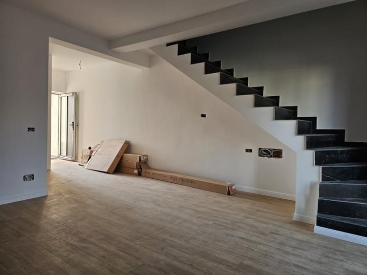 Casa 3 camere, 2 bai Bucium-Visani - 1