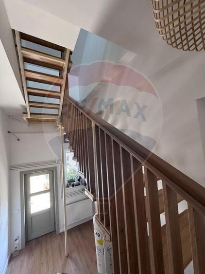 Birou, de 30.059999465942 mp, în Ultracentral