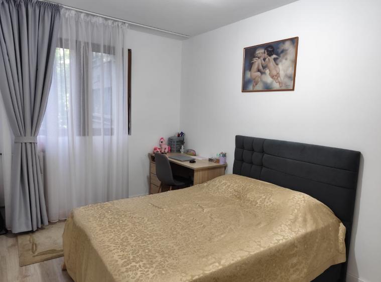 Drumul Taberei - Raul Doamnei - 5 minute metrou - Apartament 3 camere  RENOVAT - 9