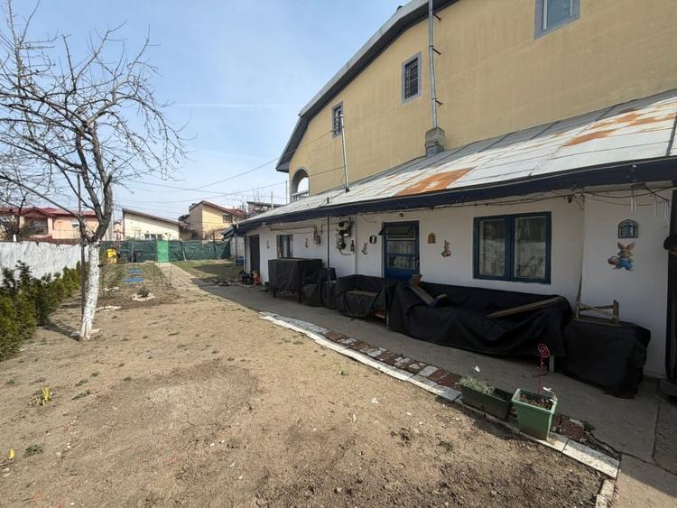 Casa si Teren/ Curte/ Antiaeriana - 2