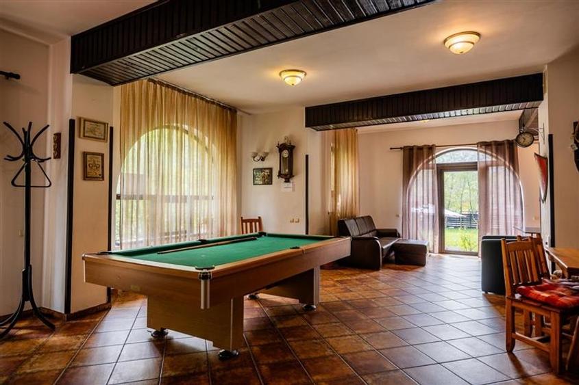 FILM! Pensiune turistica+Casa+transfer afacere+teren,Cheile Rasnoavei,Brasov - 22