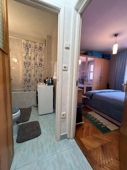 Titan 3 Camere  Etaj 1 Bloc Caramida Consolidat Instalatii Schimbate - 12