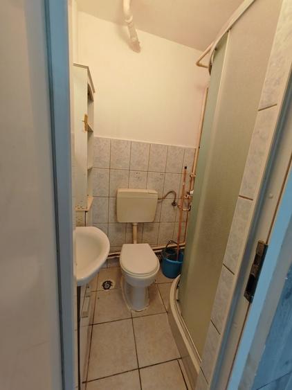 Garsonieră decomandată în Confecții