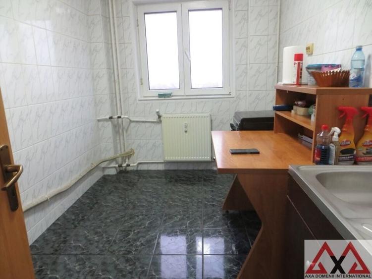 Apartament 2 camere Campia Libertatii - decomandat - acces metrou Piata Muncii - 2