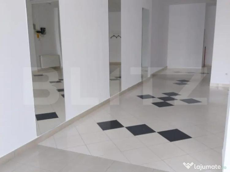 Spatiu comercial, 180 mp, parter, vitrina, zona Ultracentral - 2