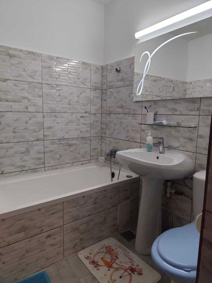 Vand Apartament 4 camere, decomandat, 81 mp utili, renovat - 6