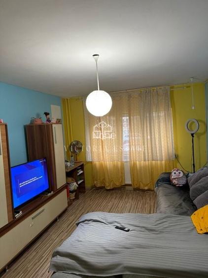 Vând apartament 2 camere , Păltiniș
