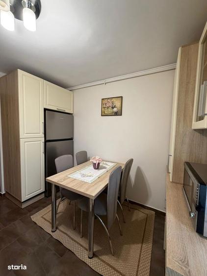 Chirie apartament 3 camere decomandate, parter Micro 16 - 18