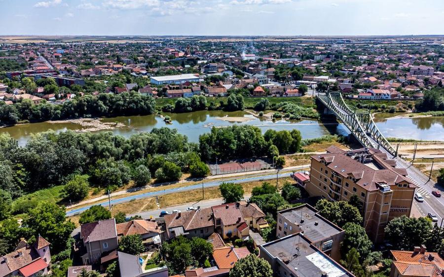 Casa pe Faleza Mure?ului - 3