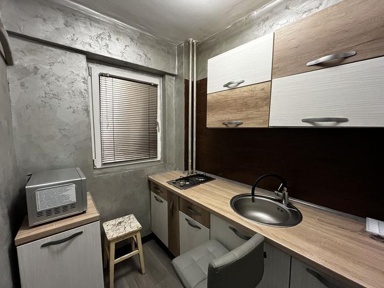 Garsonieră renovată, pet friendly, parter, mobilată complet, zona Titan - 3