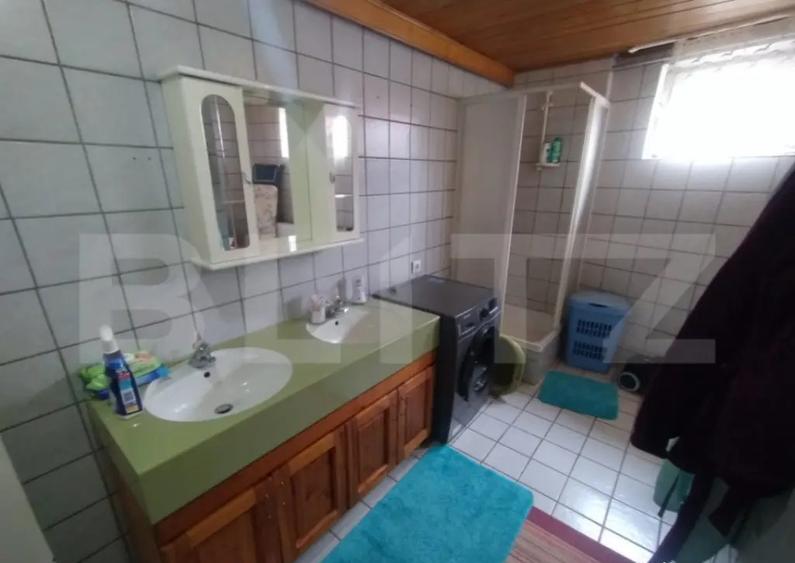 Casa 4 camere,200mp,teren 3000 mp,zona Livezile - 11