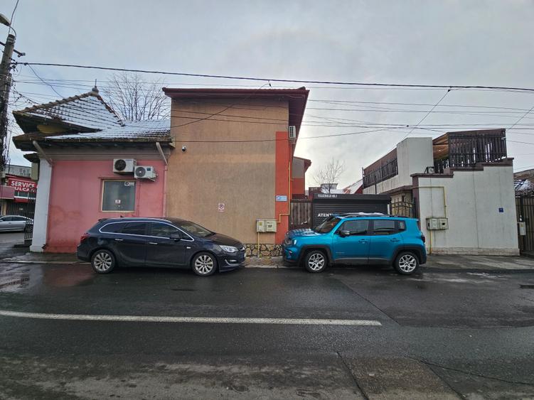 Coiciu Casa de Vanzare Casa din Vis P+M Parcare in Curte - 1