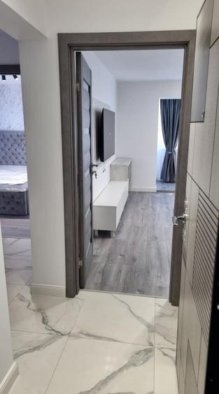 Apartament de inchiriat - 2 camere - 150 LEI - 380 euro / luna, noapte. - 4
