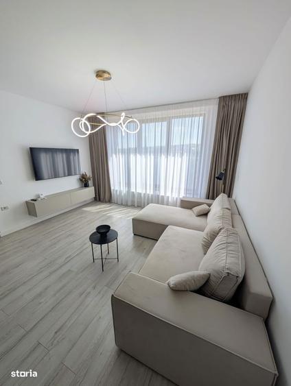 Casa cu curte proprie intr-un qvadruplex modern mobilata complet - 9