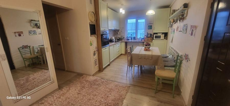 De vanzare apartament 3 camere strada Negoiu cartier manastur - 2