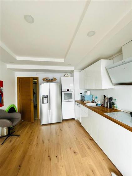 VANZARE APARTAMENT 3 CAMERE COSMOPOLIS  STEFANESTII DE JOS - 9