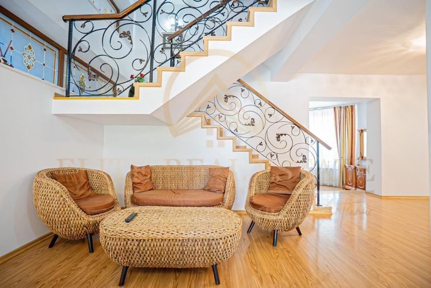 Ovidiu Sud - Zona premium - Vila impozanta, curte mare, garaj, terasa! - 11