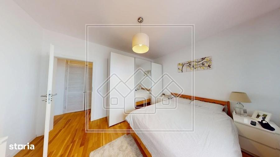 Apartament cu 3 camere decomandat în Șelimbăr