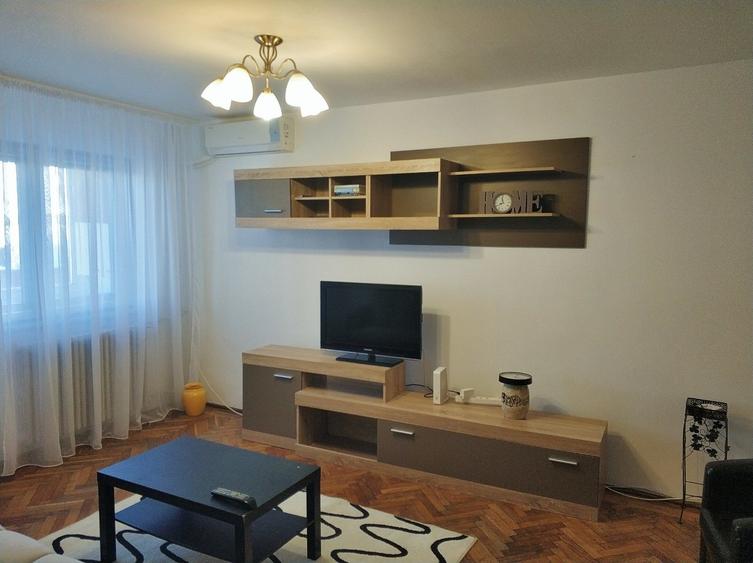 Centru -- Apartament complet mobilat si utilat - 1