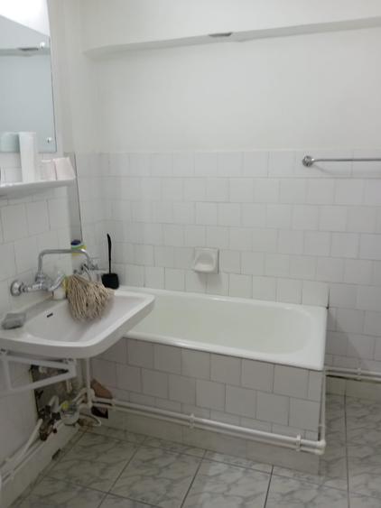 Apartament 3 camere decomandat, Bulevardul Decebal - 12