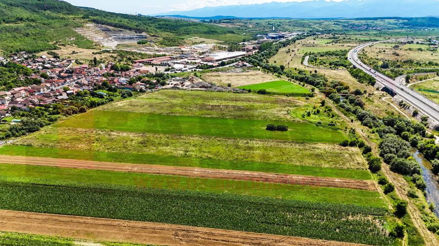 Teren Intravilan, 3343 mp, deschidere la 2strazi, plan drept |SkyView - 2