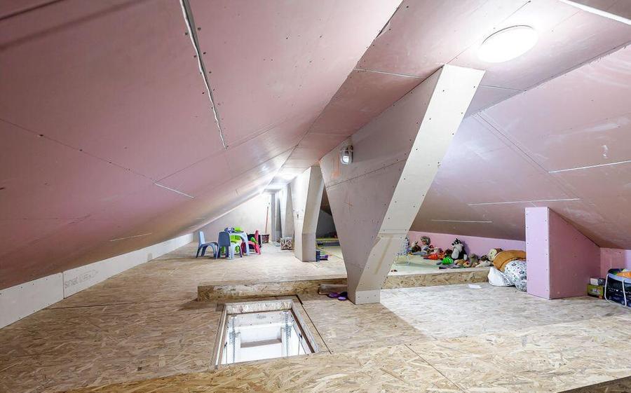 REDUCERE Casa noua, spa?ioasa, in cartierul reziden?... - 6