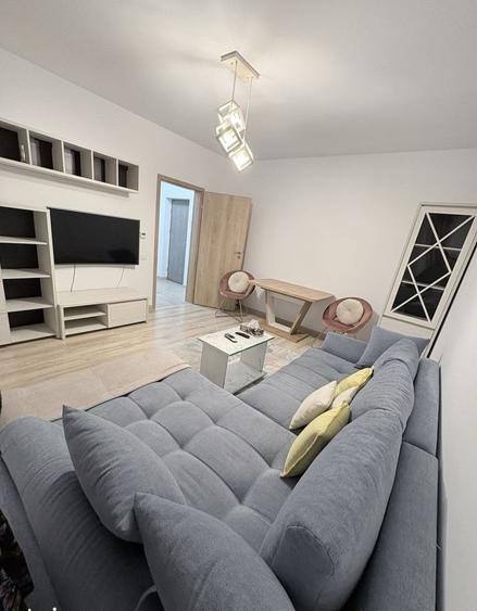 Apartament cu 2 camere, mobilat în Militari