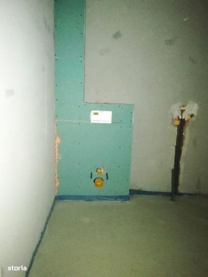 Casă cu Teren 1423 Mp în Central