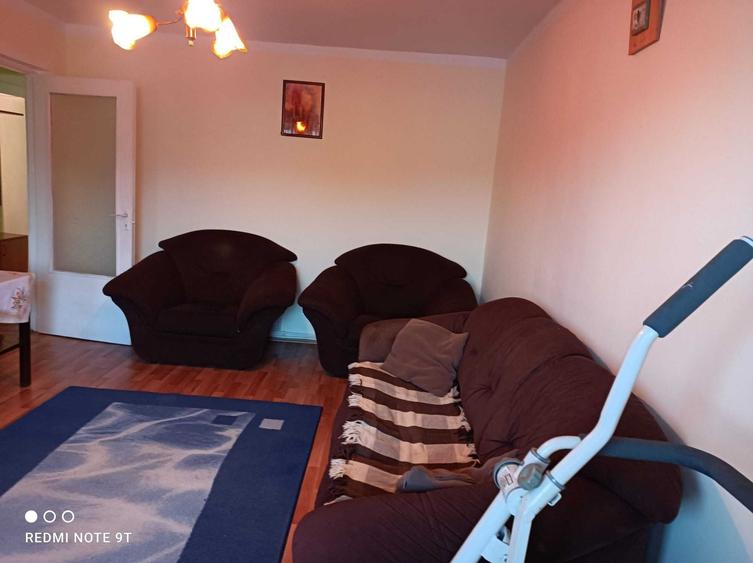 Inchiriez apartament 3 camere Cluj, Manastur - 1