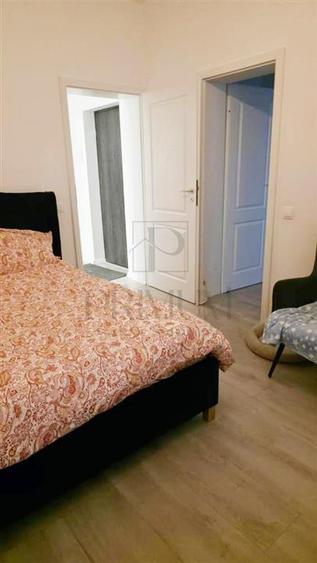 Apartament cu 4 camere decomandat, mobilat în Dumbrăvița