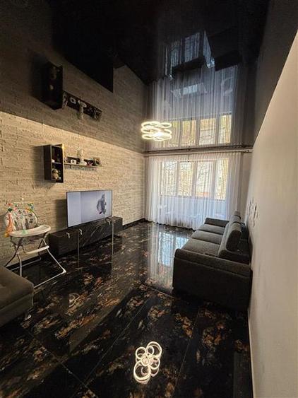 Apartament cu 2 camere decomandat, mobilat în Micro 17