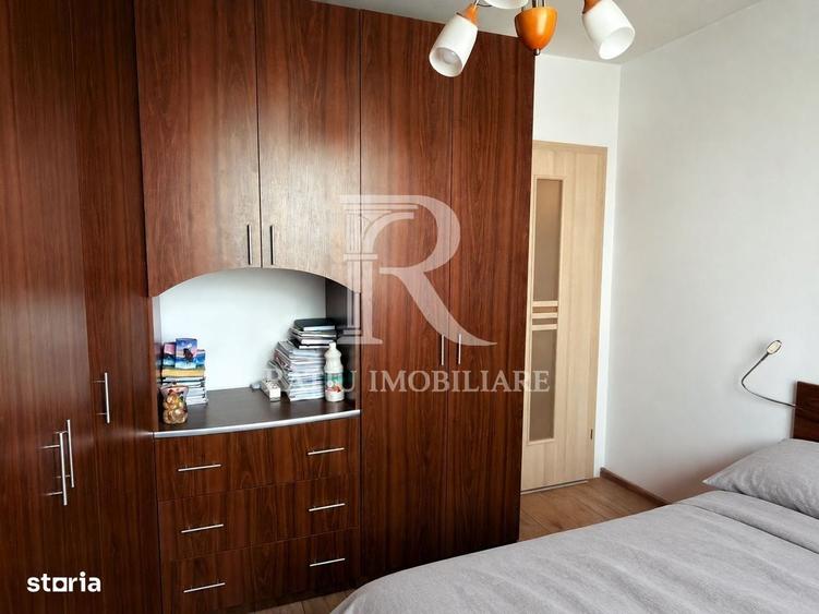 Apartament cu 3 camere decomandat în Dacia