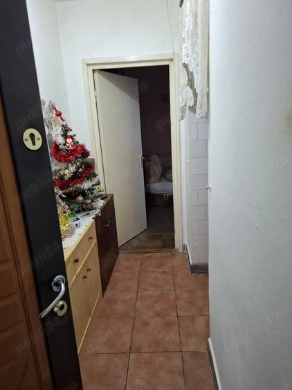 Vand!!! Ap 1 cam zona Garii - 5