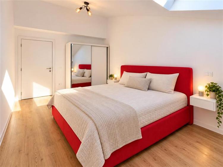 Penthouse cu 3 camere decomandat, mobilat în Bartolomeu
