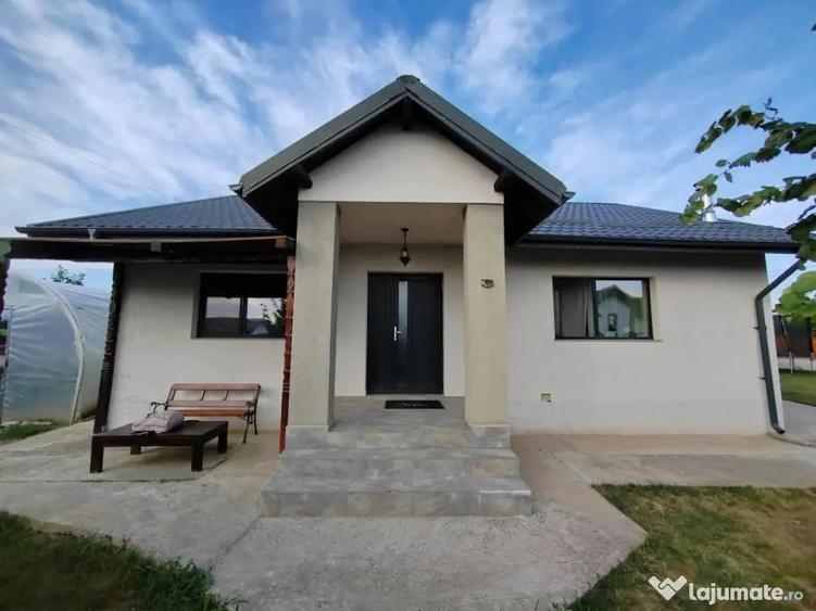 VOROVE?TI - Casa individuala P+POD + 573 mp teren - 2